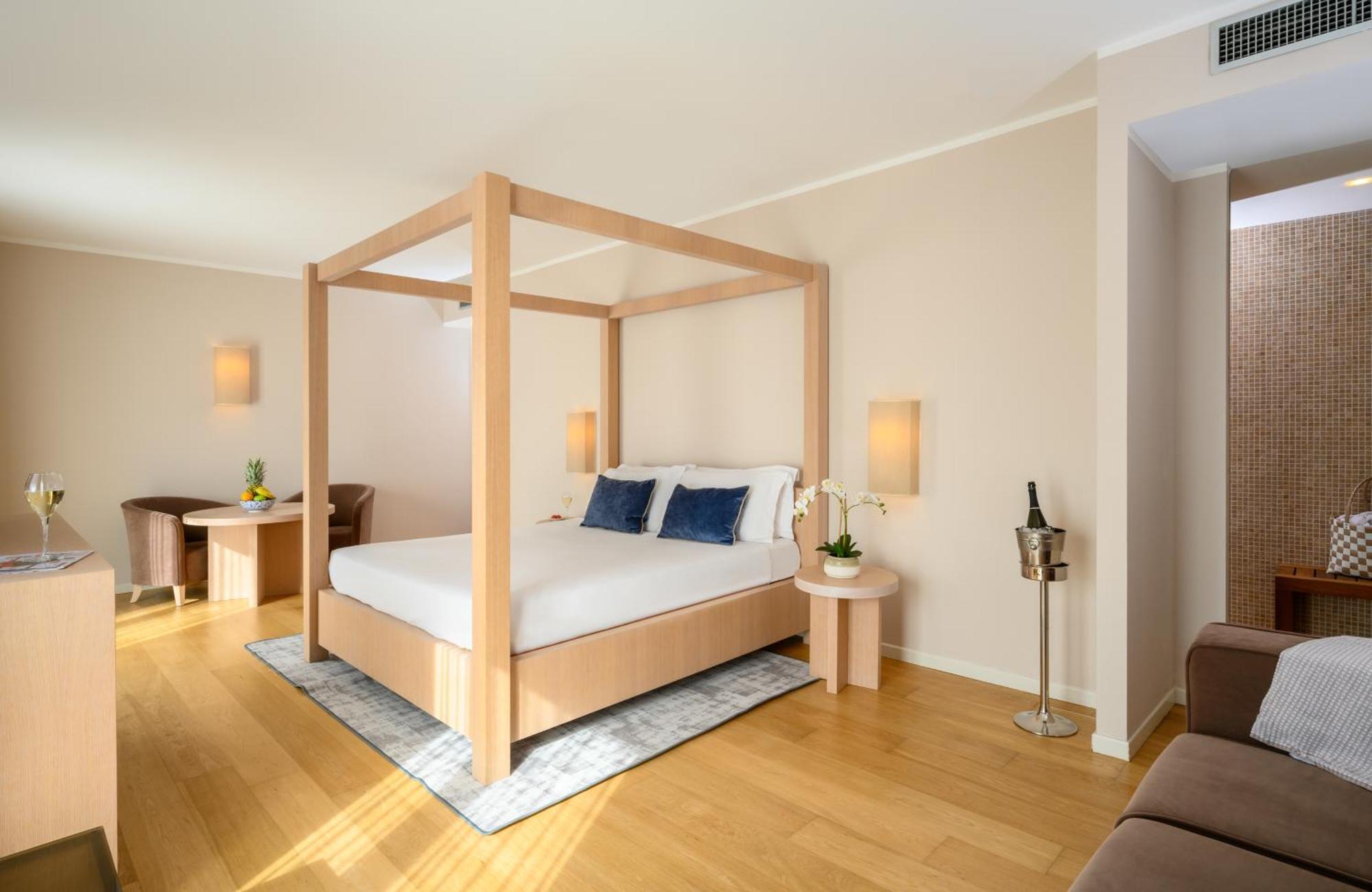 Leonardo Hotel Lago Di Garda - Wellness And Spa ลาซีเซ ภายนอก รูปภาพ