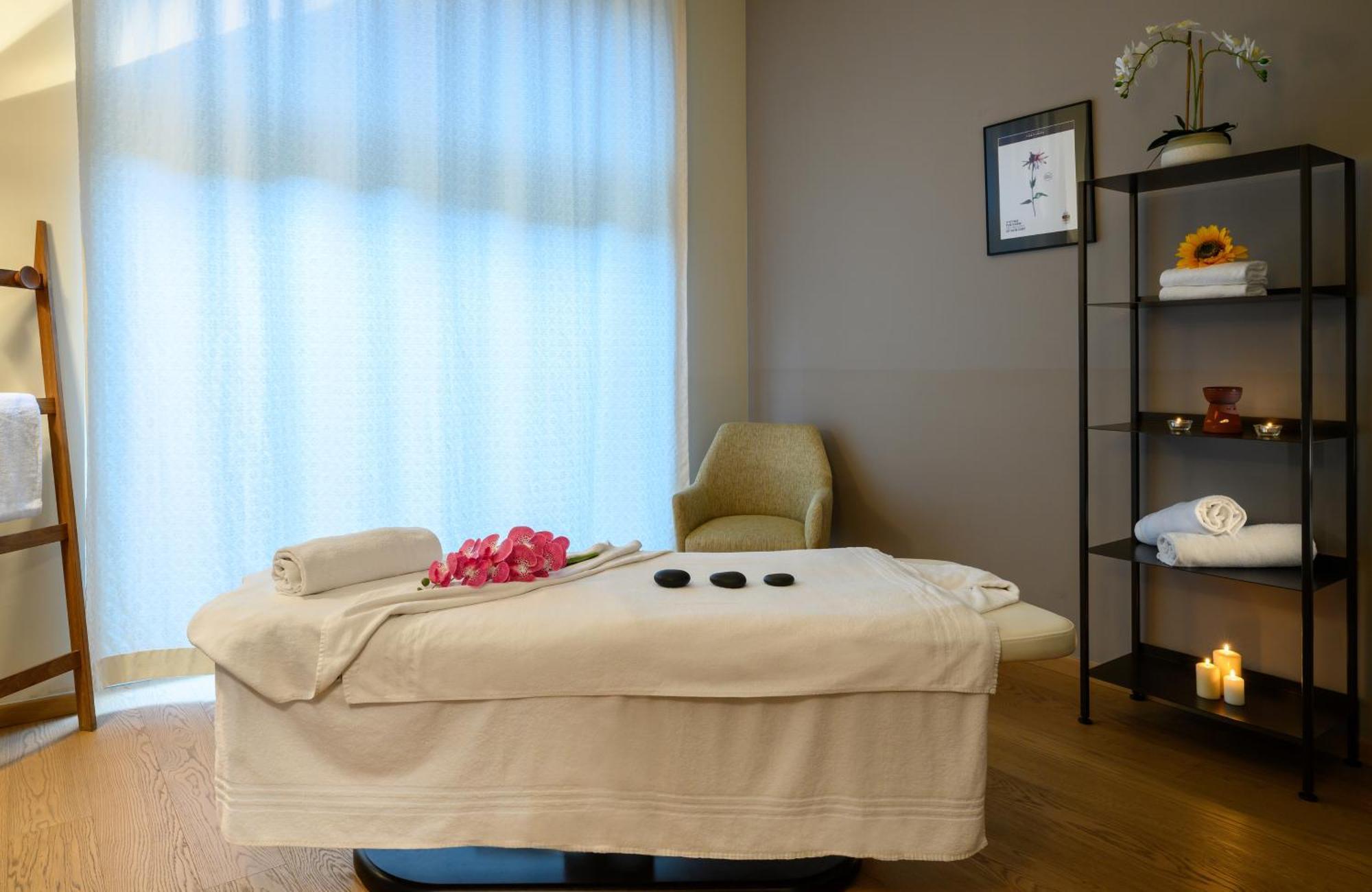 Leonardo Hotel Lago Di Garda - Wellness And Spa ลาซีเซ ภายนอก รูปภาพ