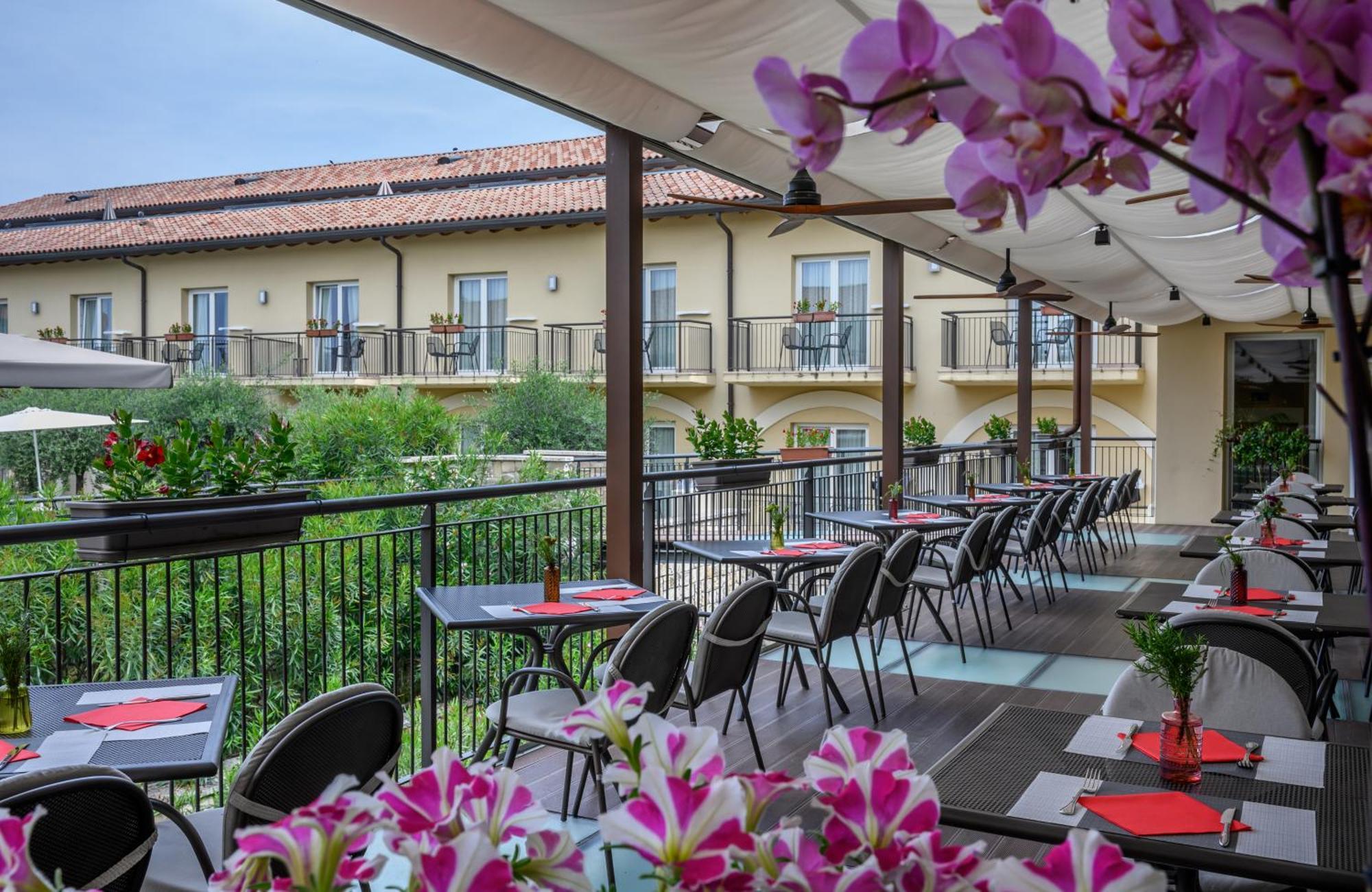 Leonardo Hotel Lago Di Garda - Wellness And Spa ลาซีเซ ภายนอก รูปภาพ