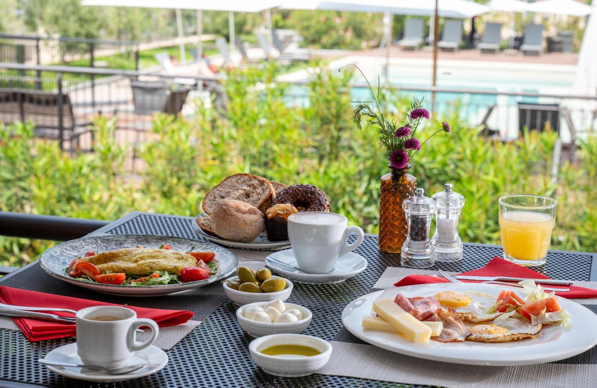 Leonardo Hotel Lago Di Garda - Wellness And Spa ลาซีเซ ภายนอก รูปภาพ