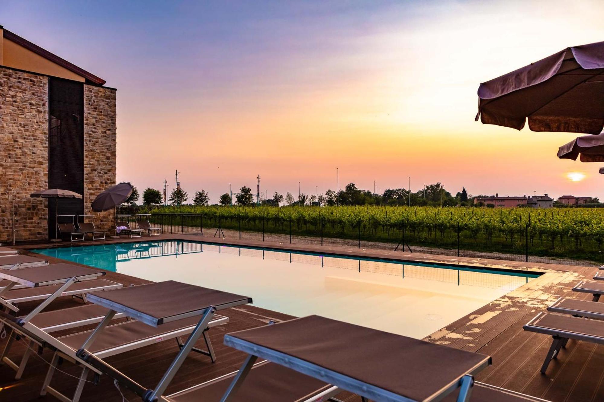 Leonardo Hotel Lago Di Garda - Wellness And Spa ลาซีเซ ภายนอก รูปภาพ