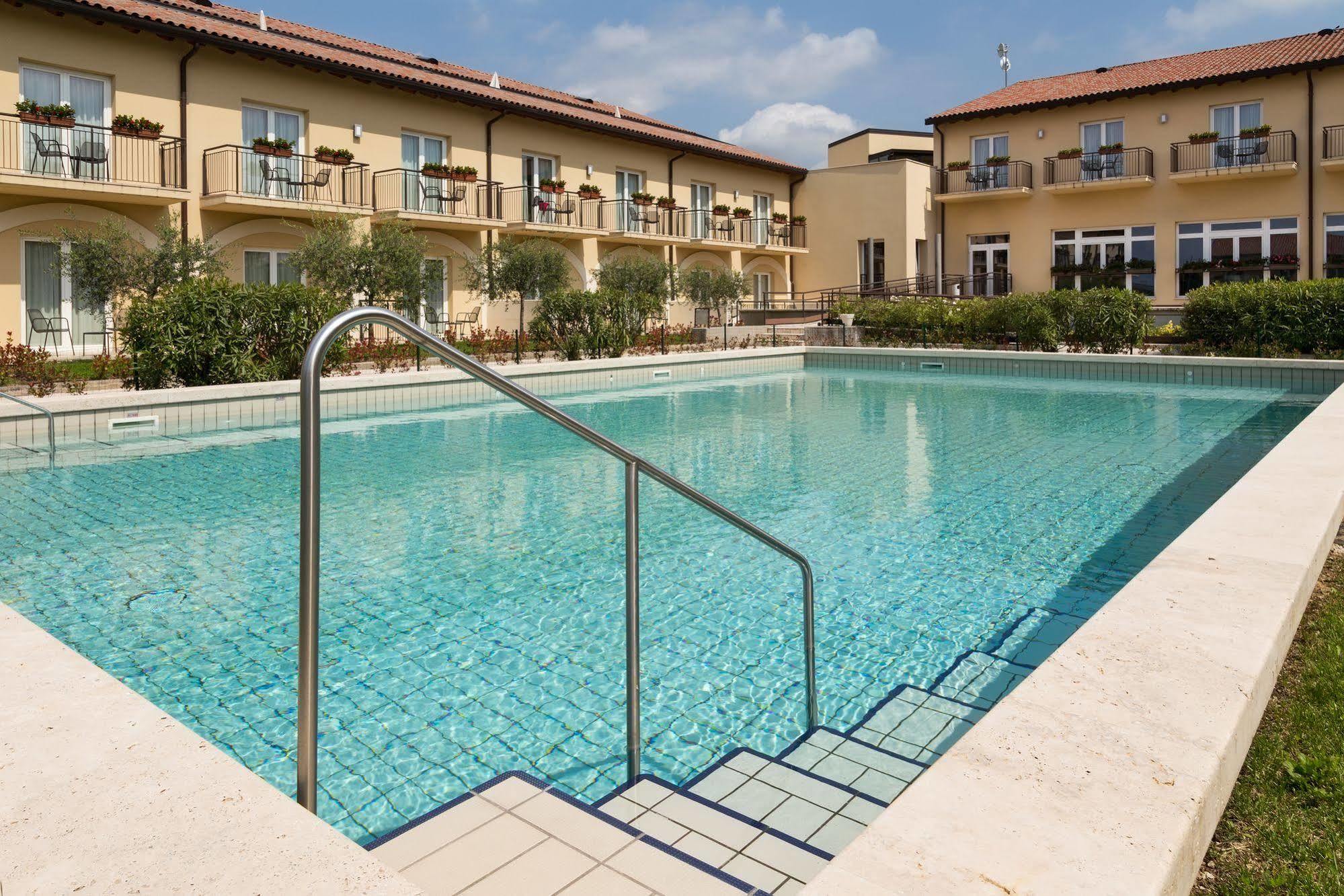 Leonardo Hotel Lago Di Garda - Wellness And Spa ลาซีเซ ภายนอก รูปภาพ