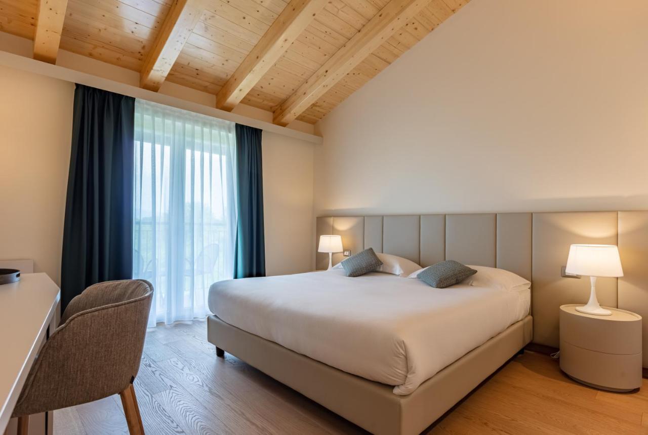 Leonardo Hotel Lago Di Garda - Wellness And Spa ลาซีเซ ภายนอก รูปภาพ